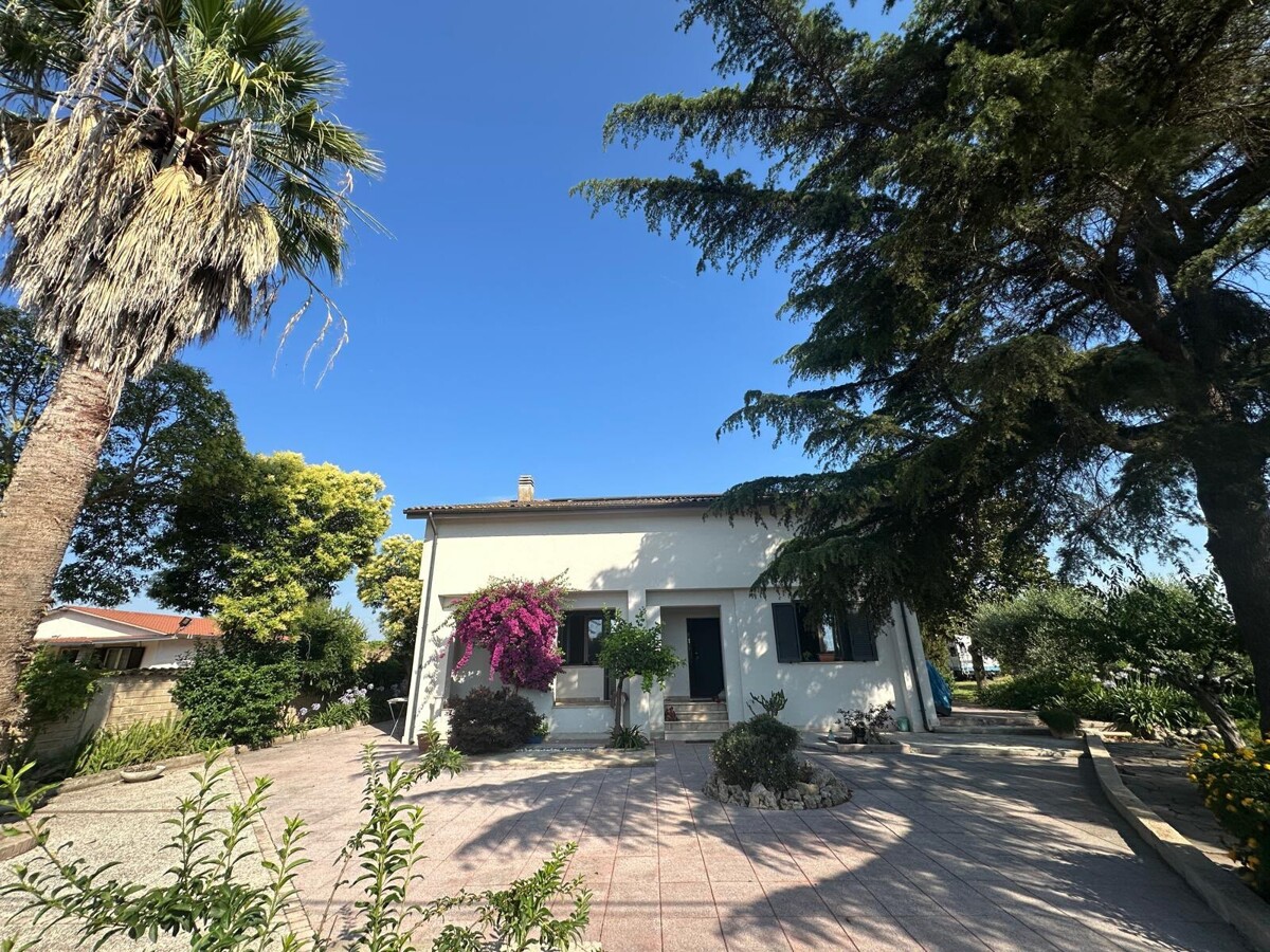 Facciata villa