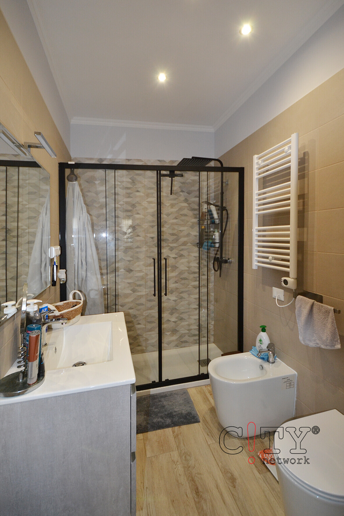 Bagno con doccia