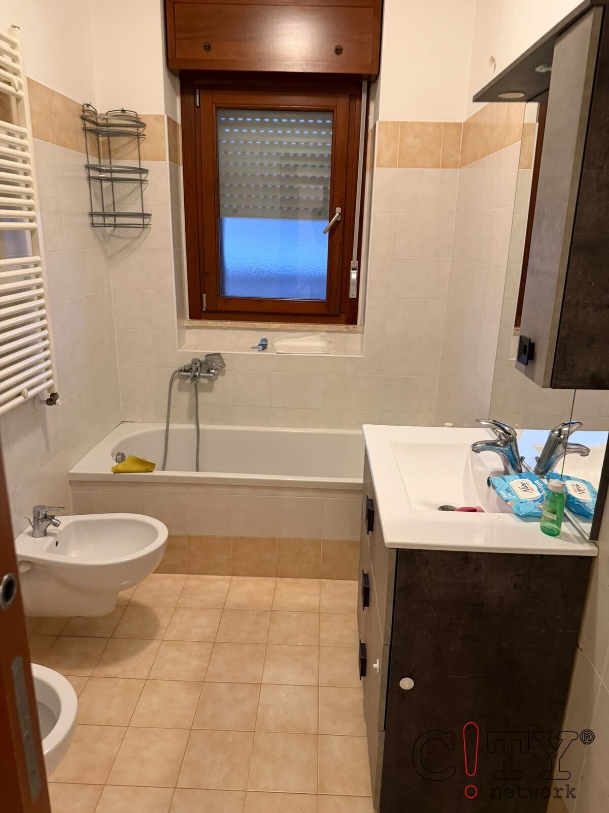 Bagno 1 con finestra