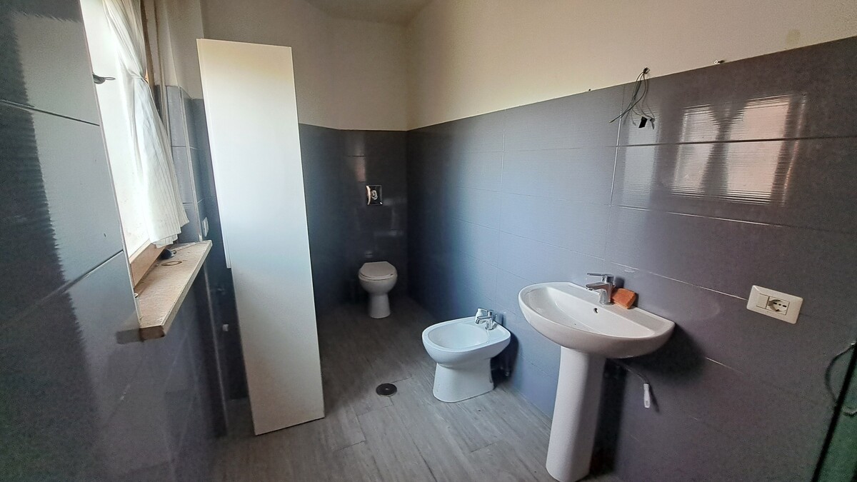 Bagno con doccia