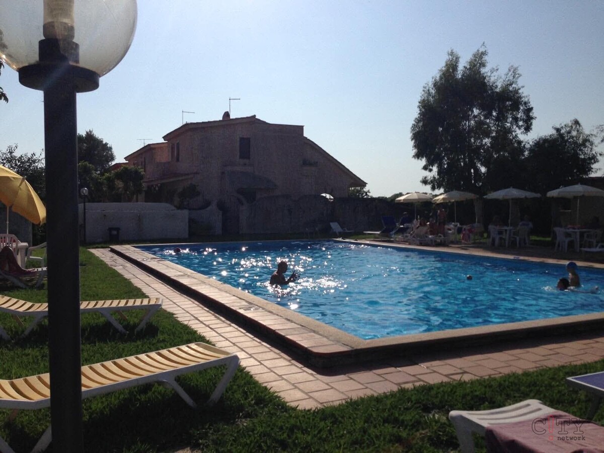 piscina condominiale