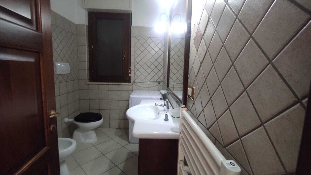 Bagno con finestra