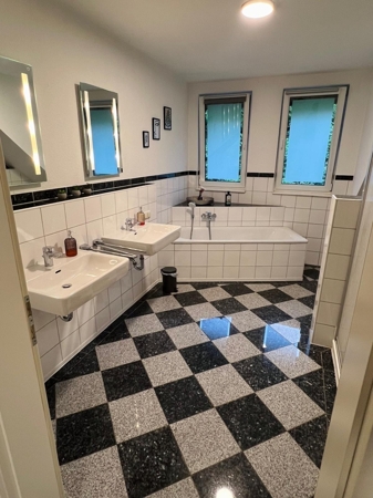 ed4a8612-8457-432f-8411-52f07303c498