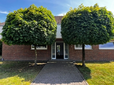 f03ae02e-9de6-4f0a-b9ec-efab15926143