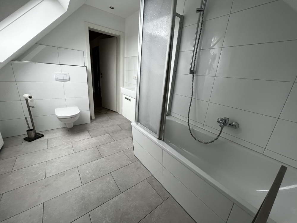 #geräumige Dachgeschoss-Wohnung#offen#hell#Balkon - Foto 3