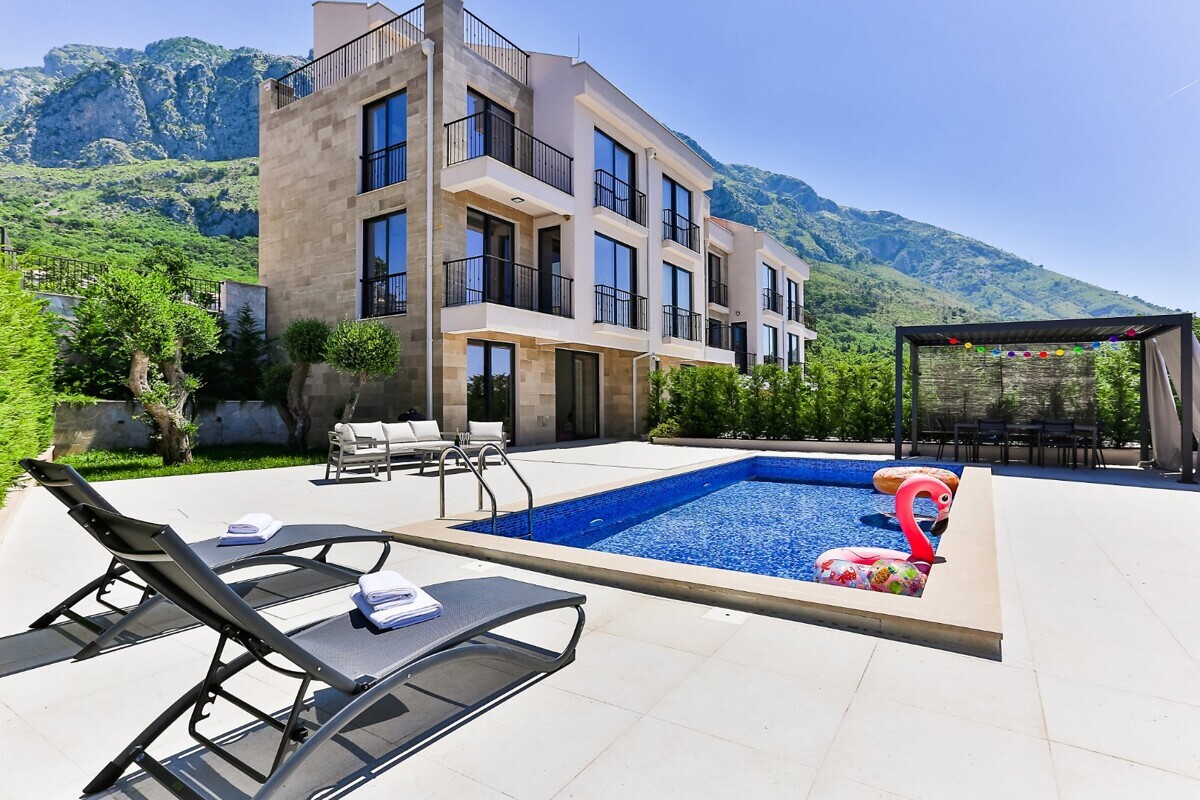 Luxury Villa A with Sea View and Private Pool in Poljana Olive Homes · Photo 10