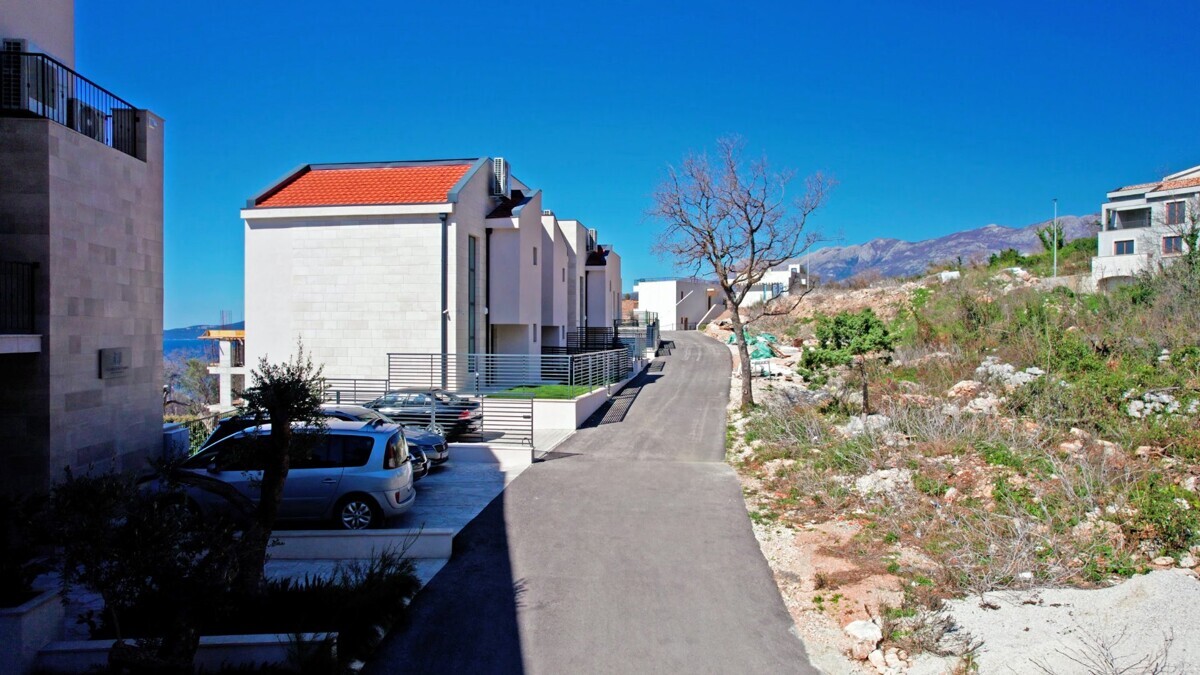 Luxury Villa A with Sea View and Private Pool in Poljana Olive Homes · Photo 18
