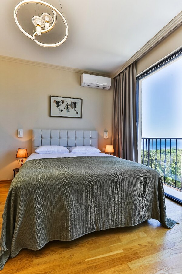Luxury Villa A with Sea View and Private Pool in Poljana Olive Homes · Photo 3