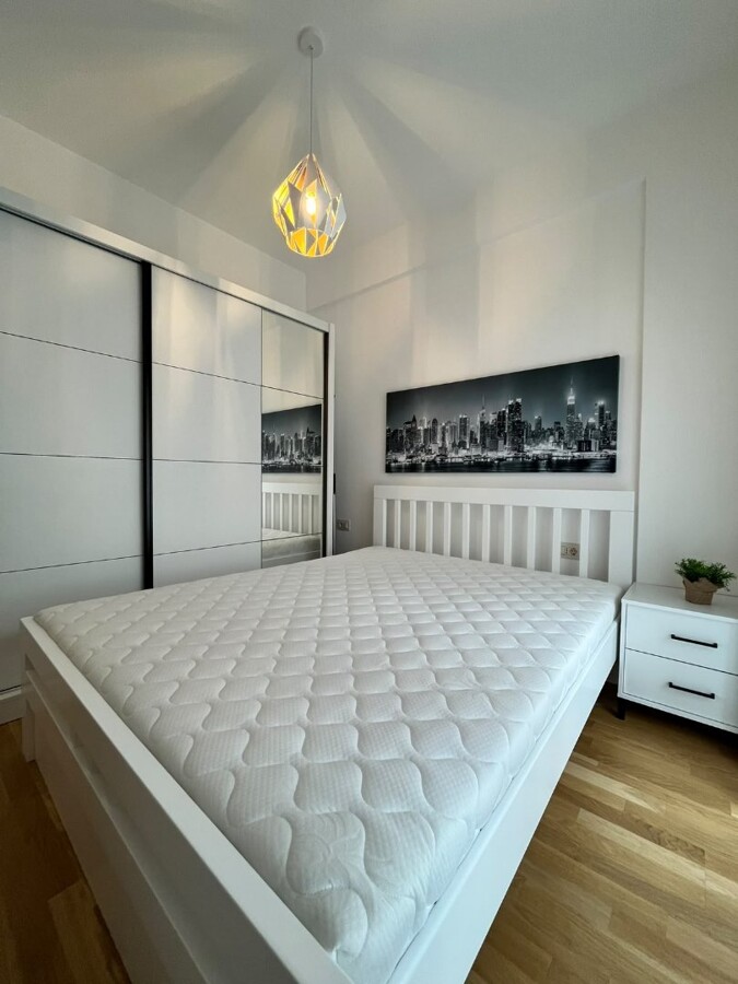 Furnished One-Bedroom Apartment with Mountain Views in Budva (Babilonija) · Photo 3