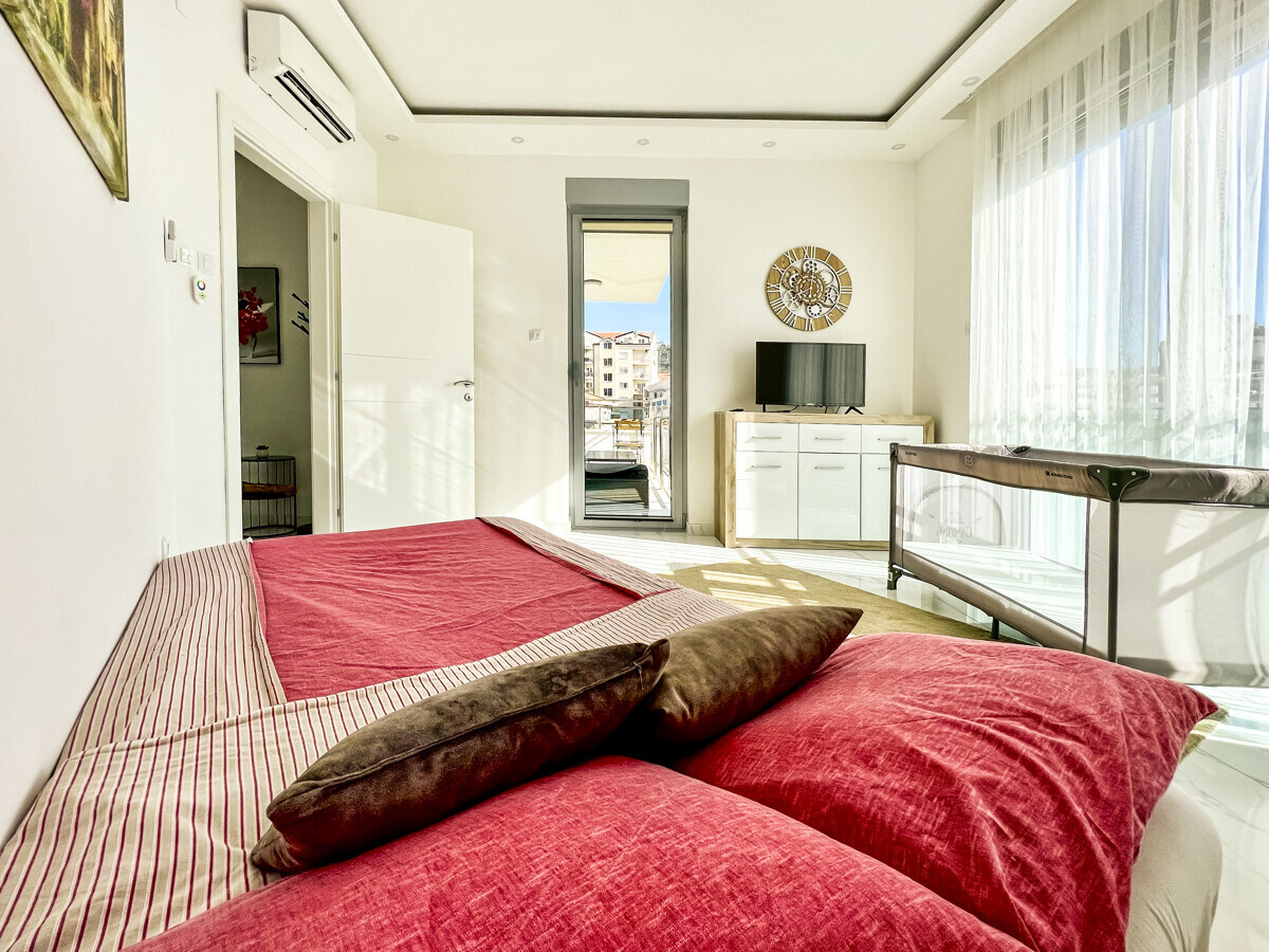 Modern 2-Bedroom Apartment with Sea View in Bečići · Foto 16