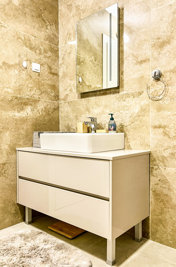 Modern 2-Bedroom Apartment with Sea View in Bečići · Foto 19
