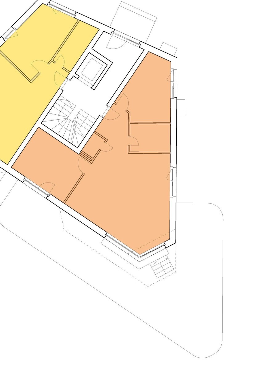 Lot 2