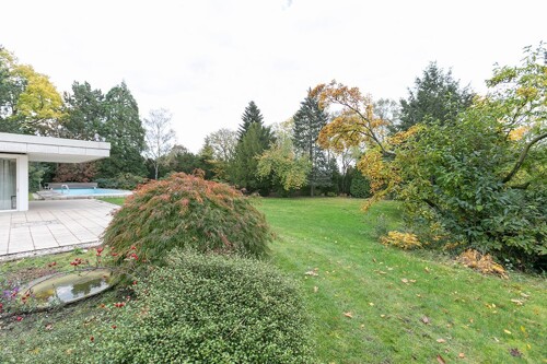 Grundstück mit Altbestand