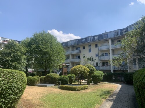 Hausansicht Grünanlage