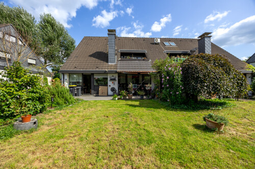 Hausansicht von der Gartenseite