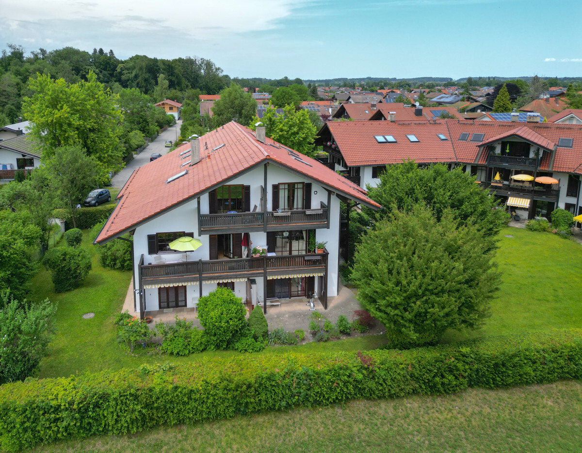 Real Estate Title Image Background