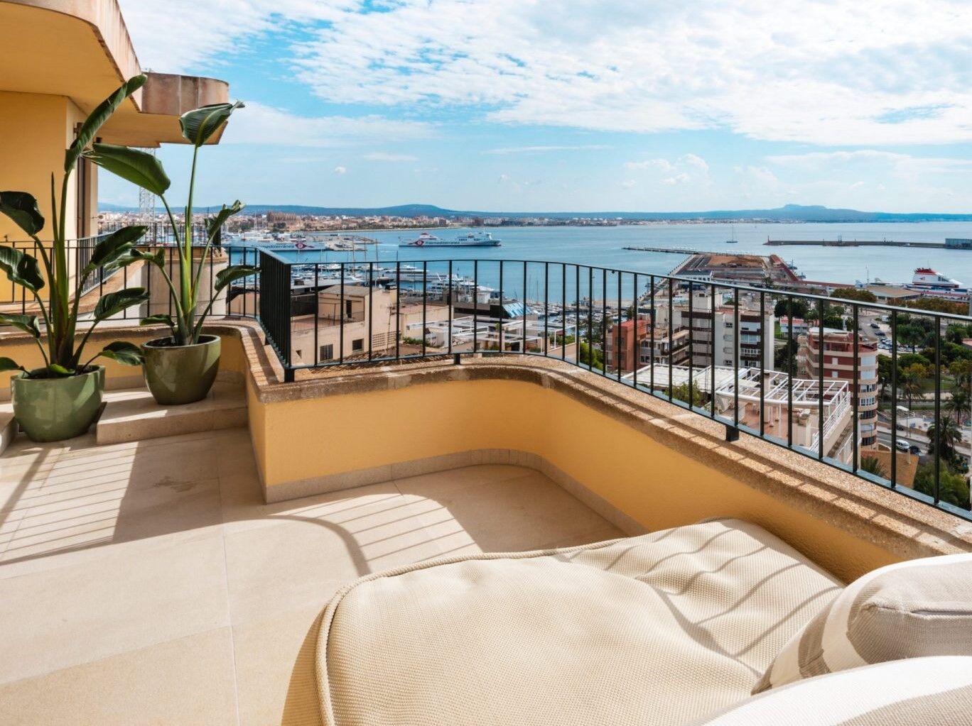 Süd-West-Terrasse mit Meerblick