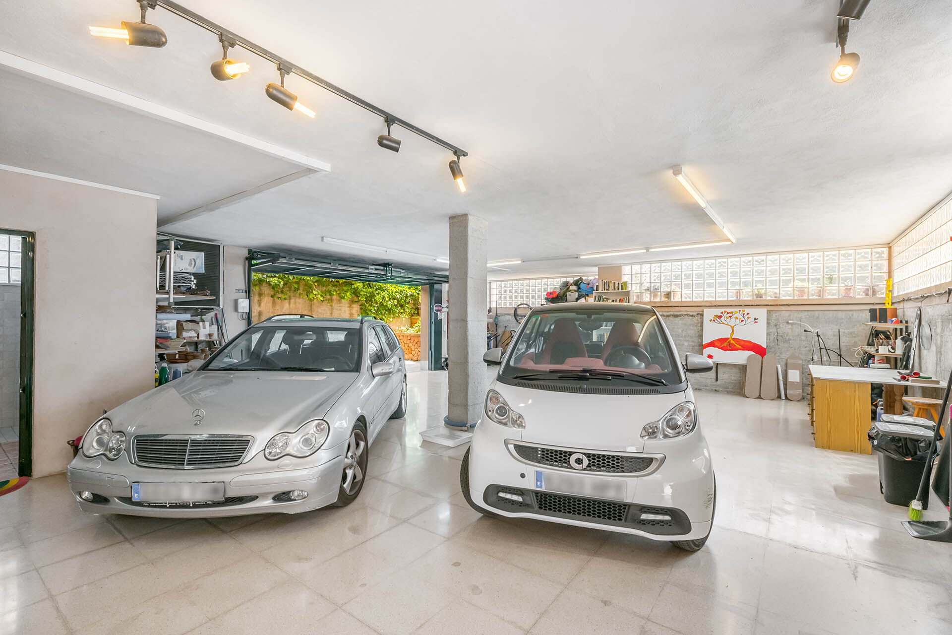 Garage