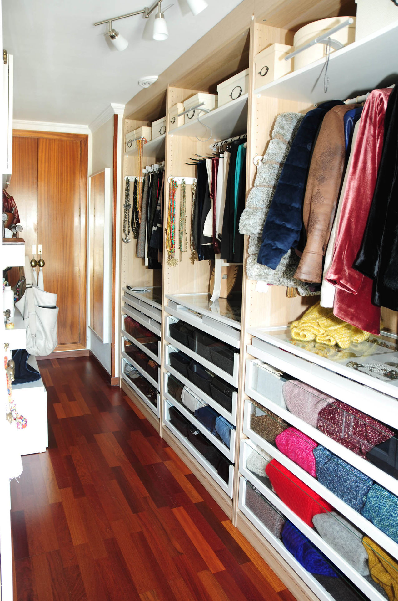 begehbarer Kleiderschrank