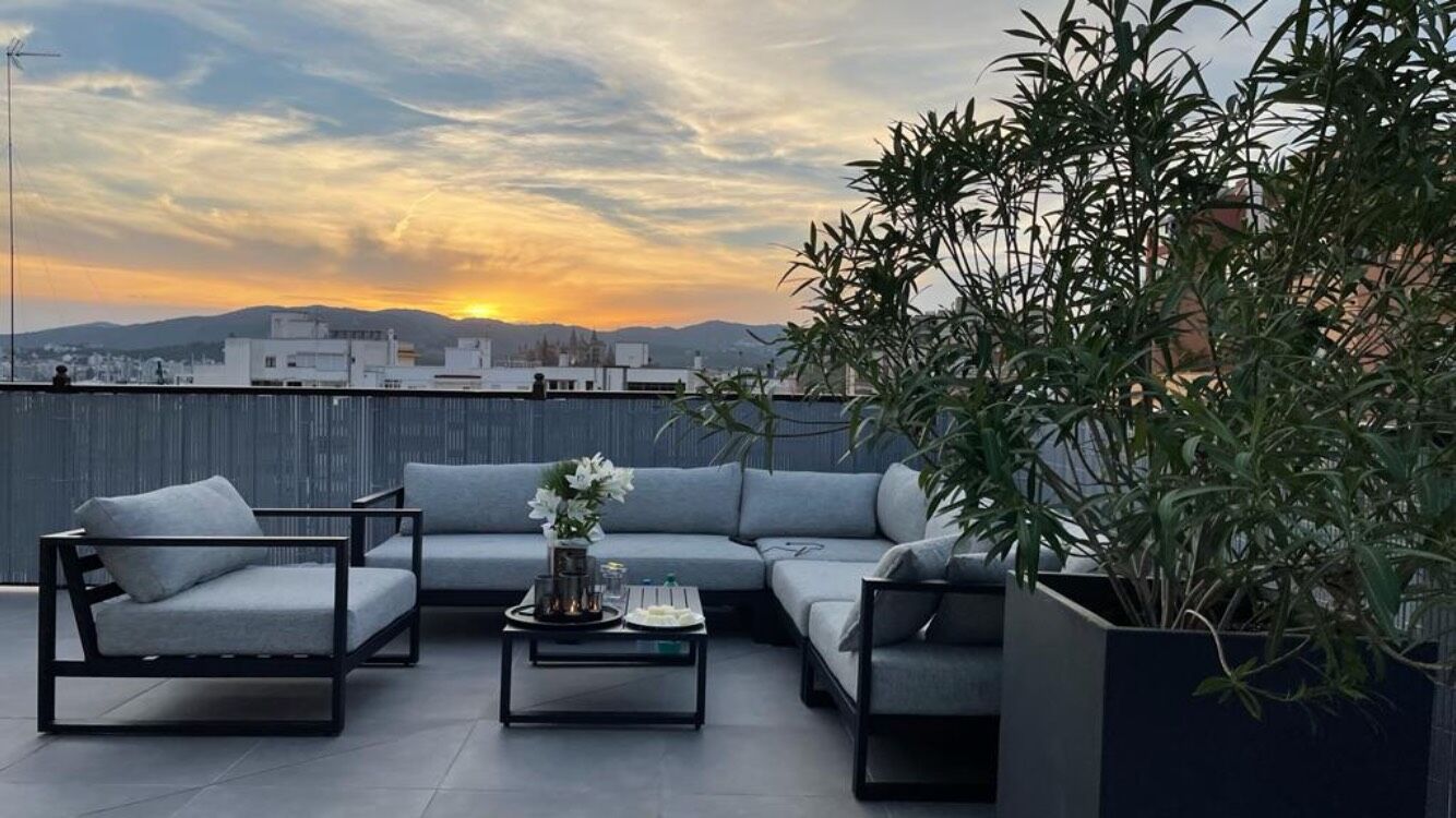 Ausblick auf Sonnenuntergang von der Terrasse