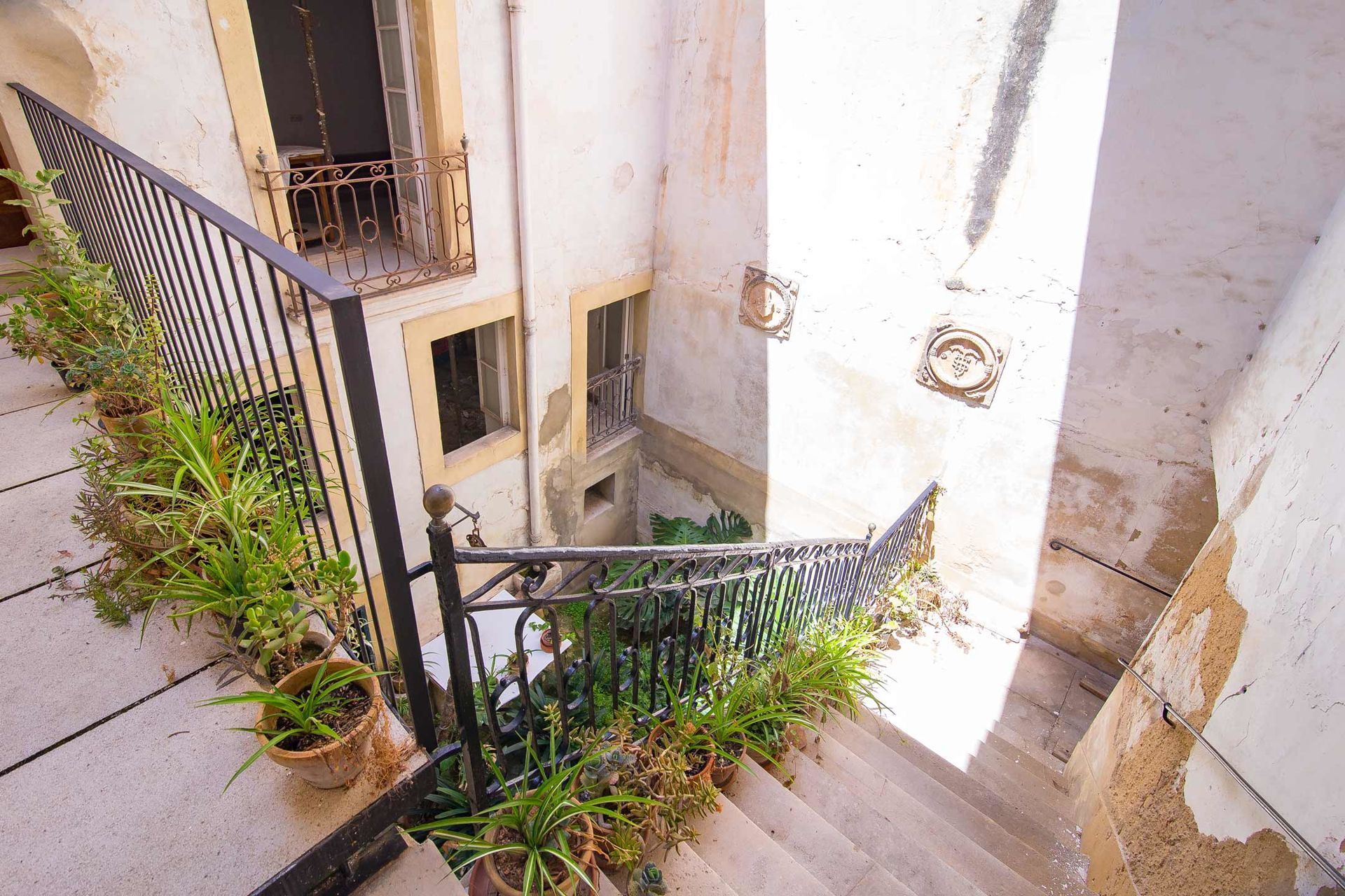 Treppe im Innenhof