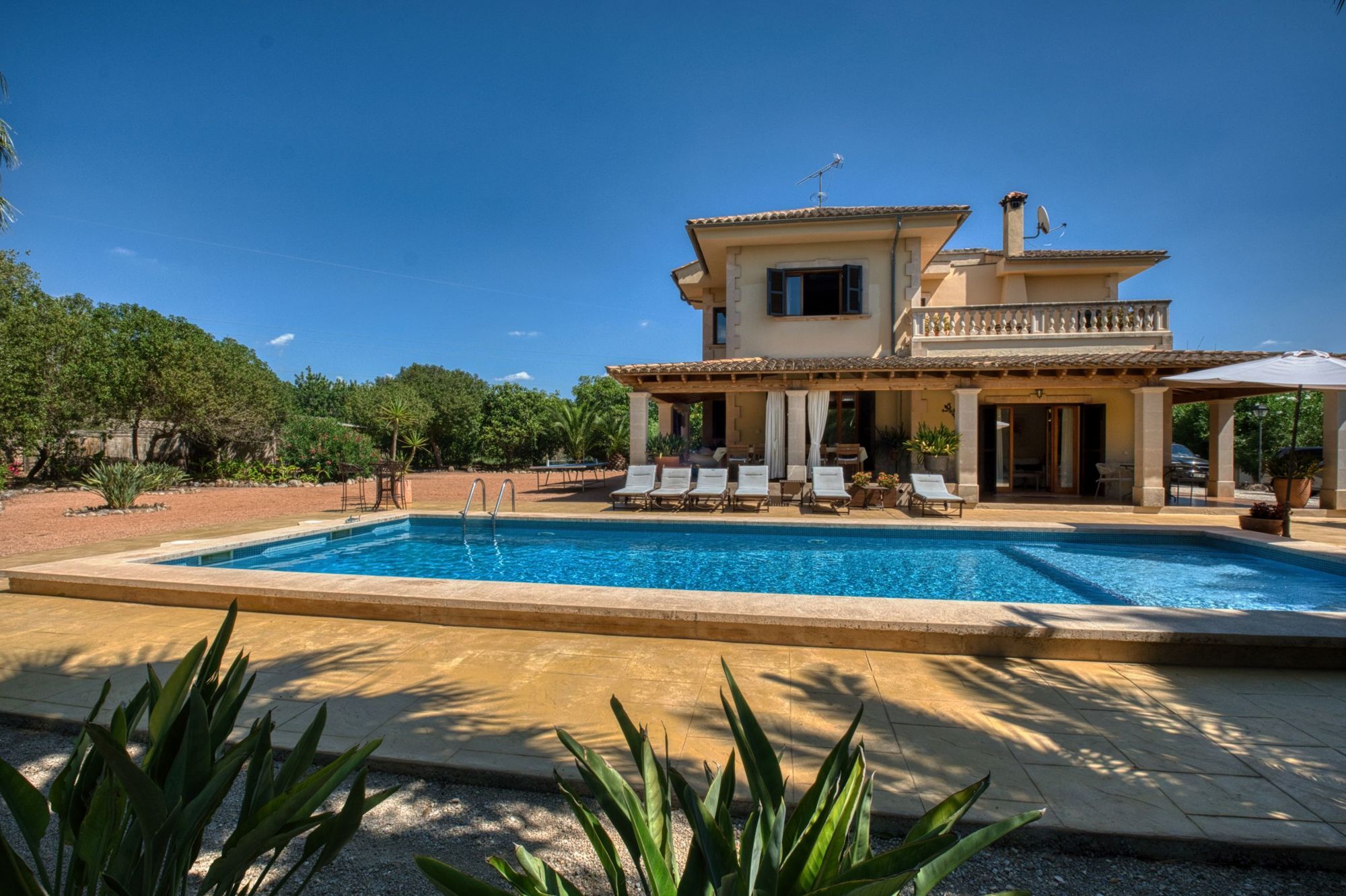 Finca mit Swimmingpool