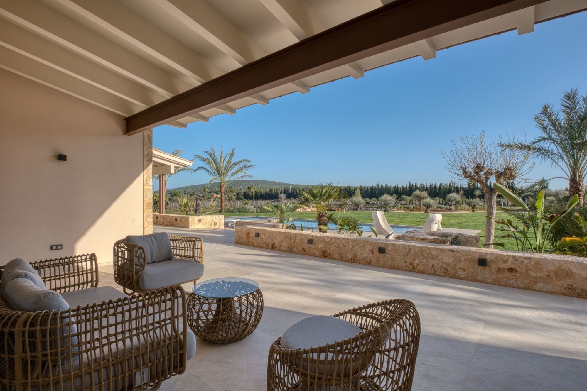 Terrasse mit Gartenblick