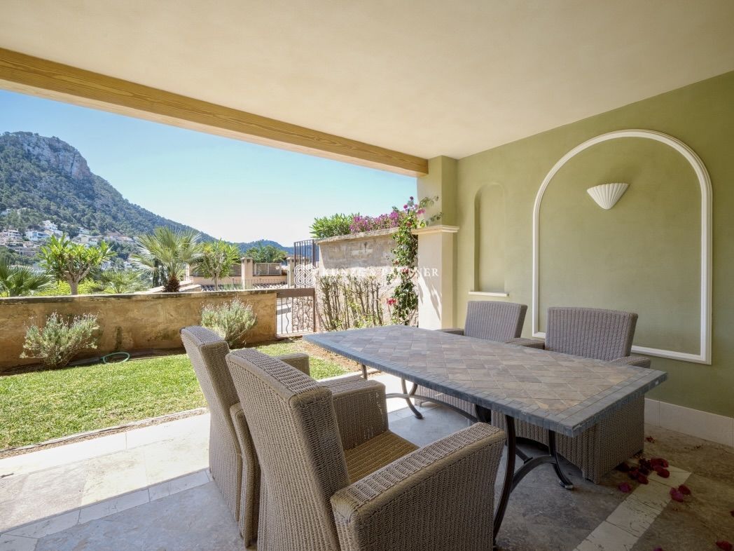 Terrasse mit Bergblick