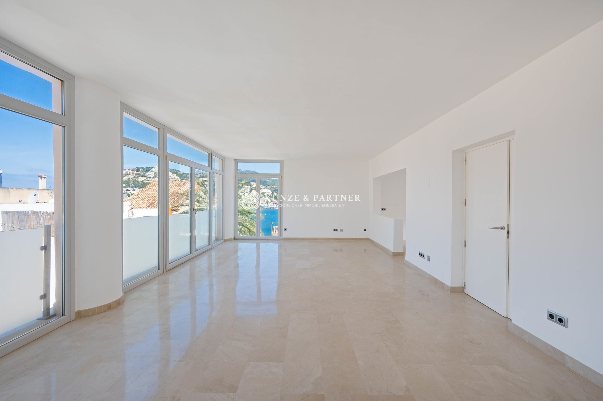 3º Etage: Heller Wohnbereich
