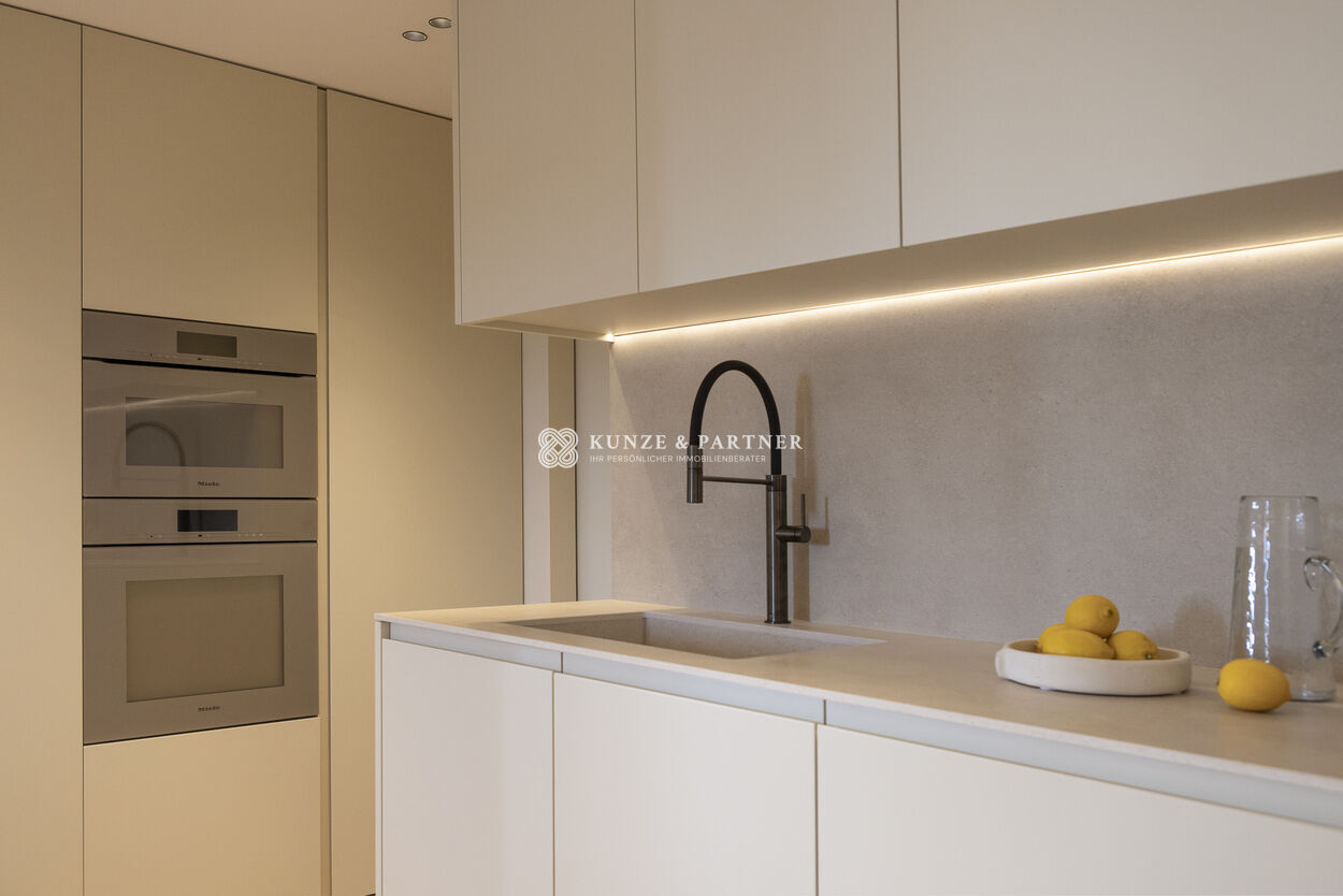 Küche mit Miele Geräten