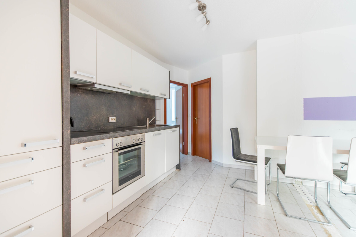 Küche mit Essplatz - 2. Wohnung