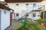Nebengebäude mit 2 Wohnungen