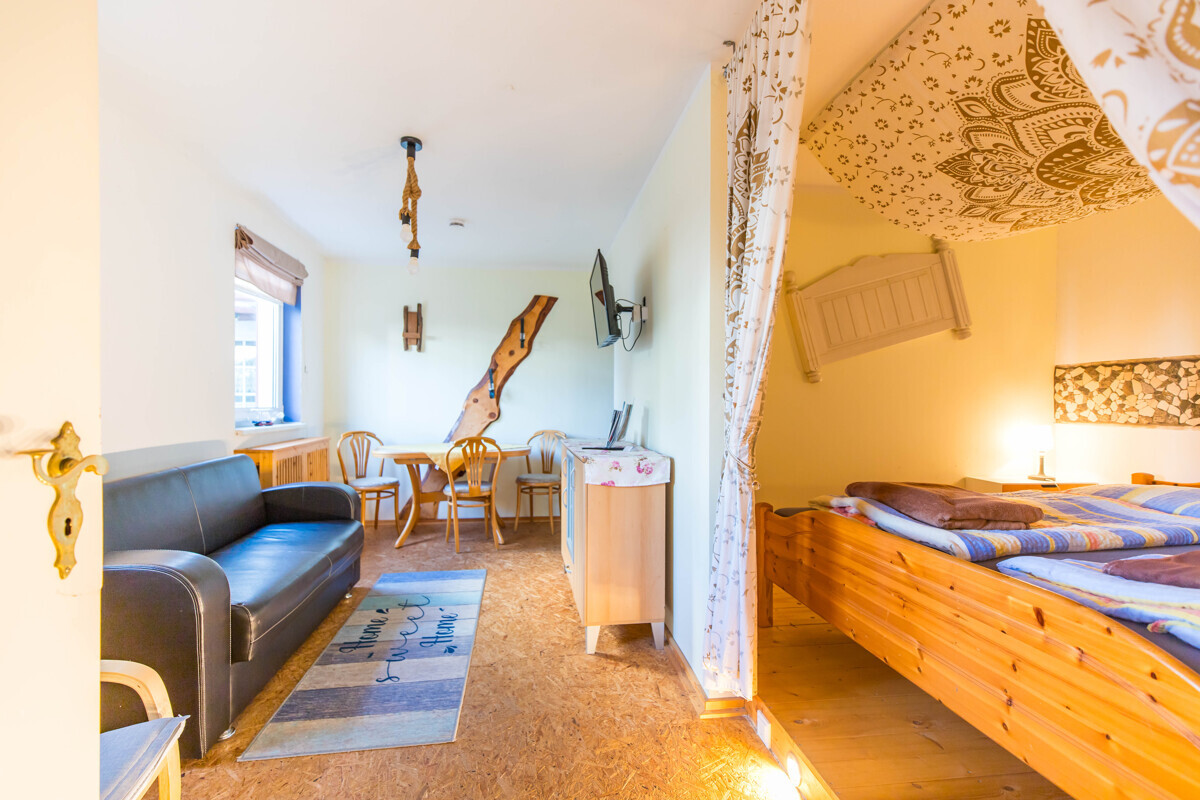 Nebengebäude Wohnung 1 EG