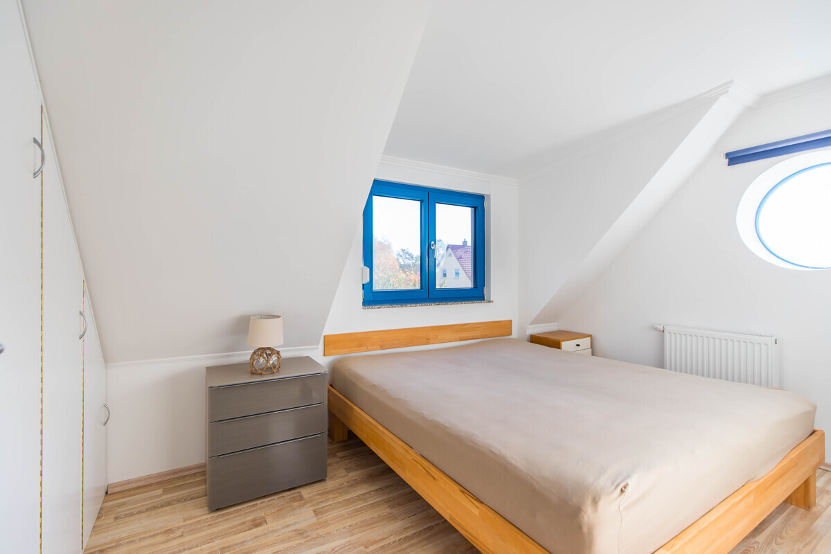 Zweifamilienhaus DG - Schlafzimmer
