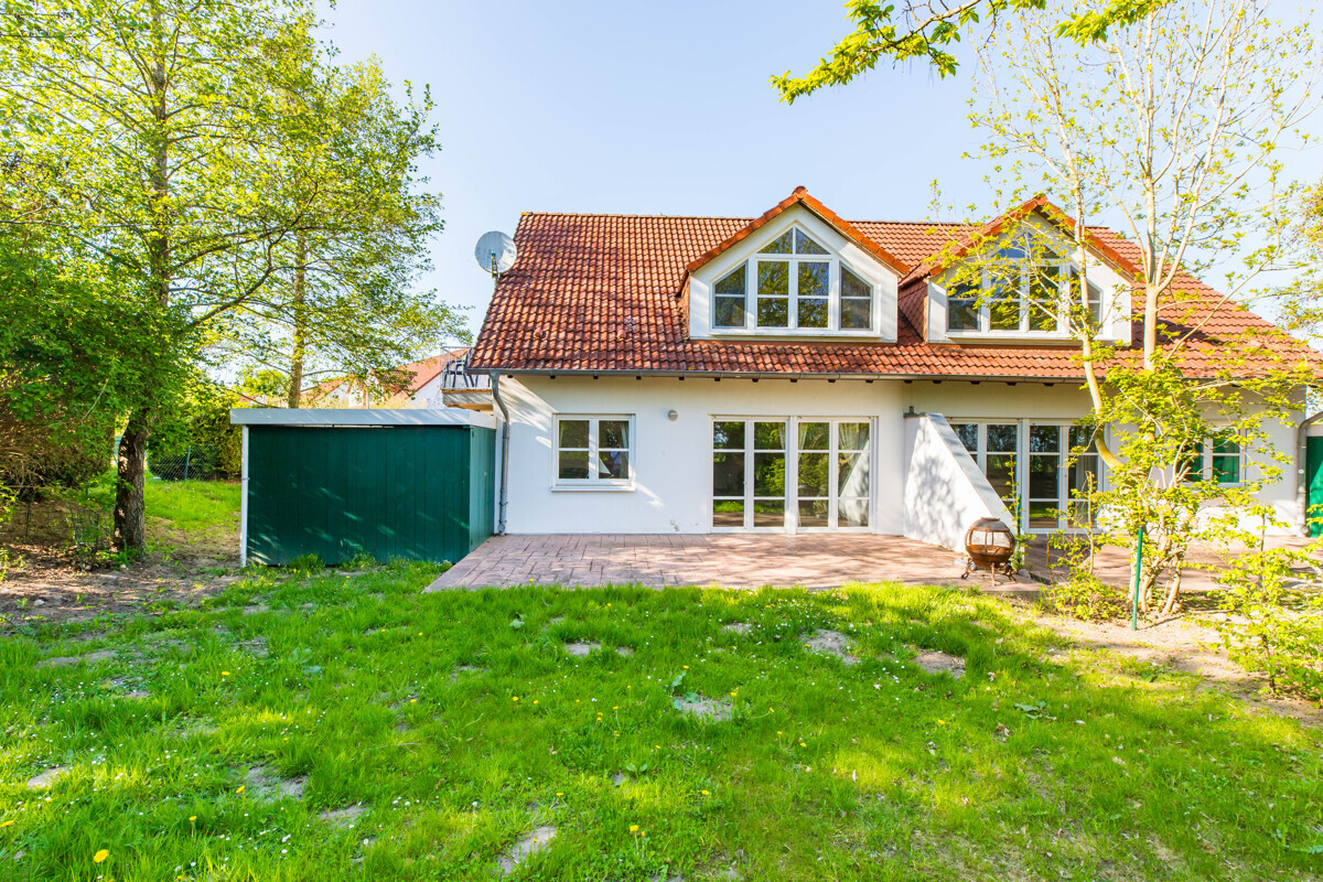 Haus und Grundstück
