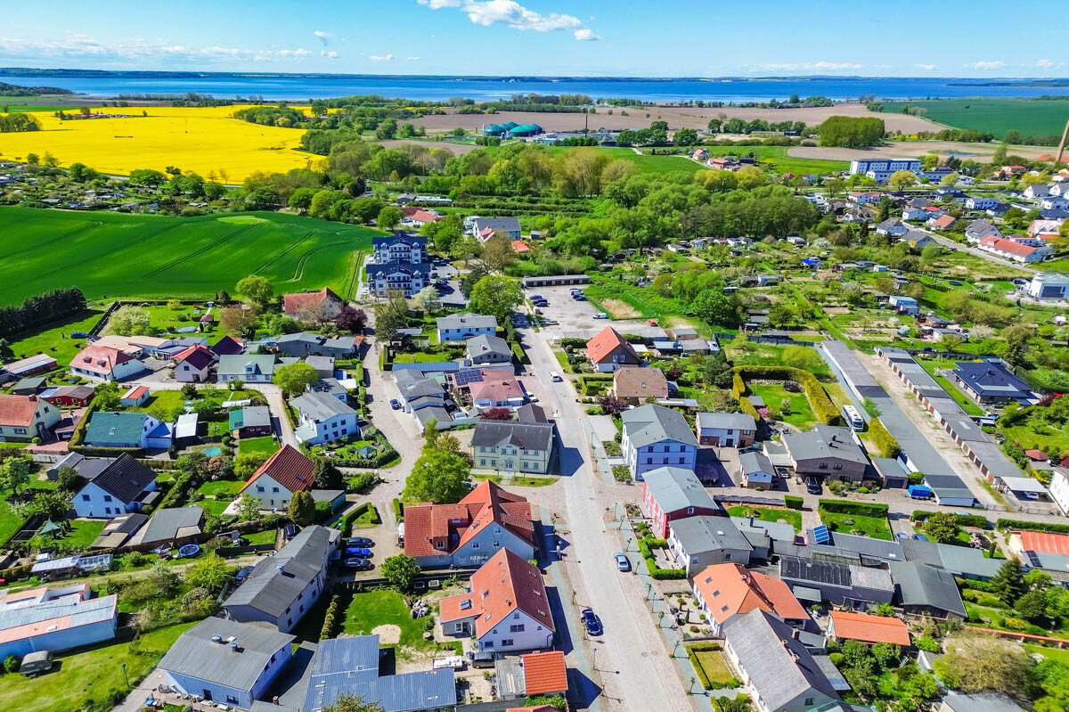 Luftbildaufnahme - Blick über Sagard