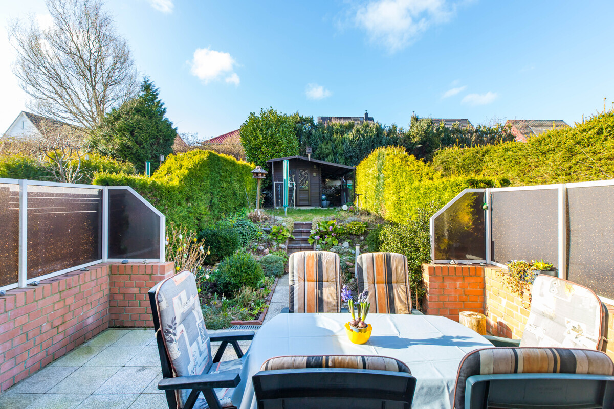 Terrasse und Garten