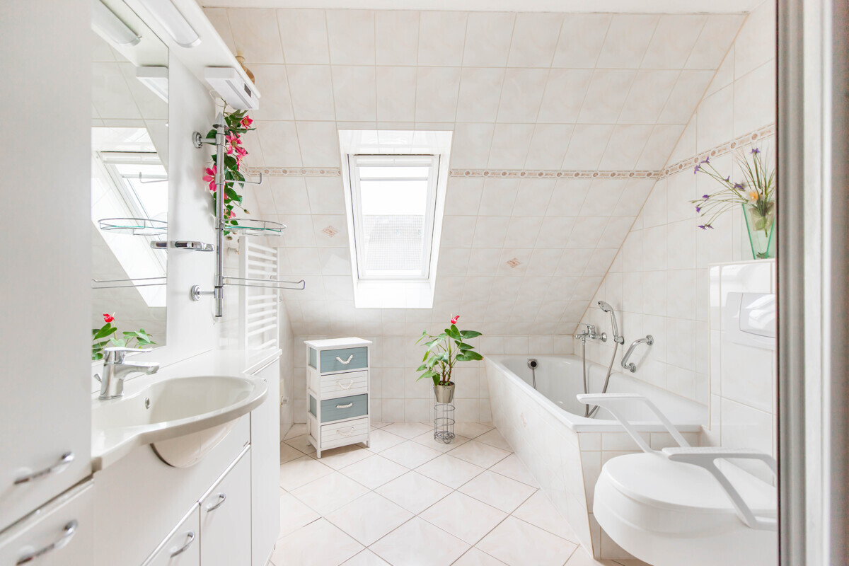 Badezimmer im OG