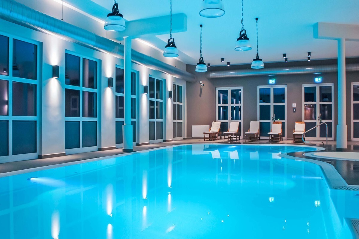 Schwimmbad im Feriendorf