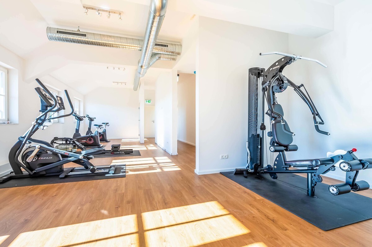 Fitnessbereich im Feriendorf