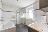 Haupthaus - Badezimmer EG