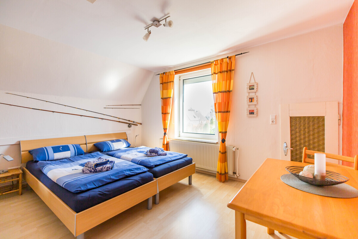 Haupthaus - Schlafzimmer 2 DG