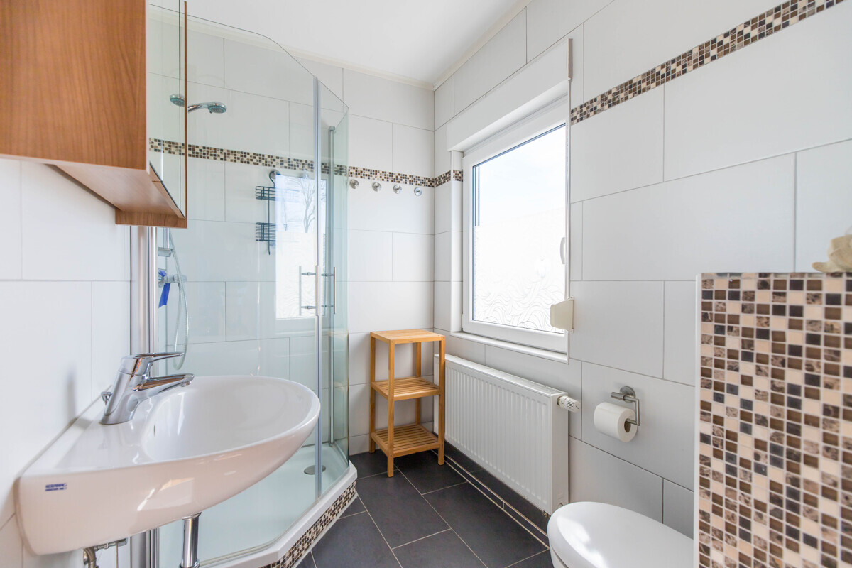 Haupthaus - Badezimmer DG