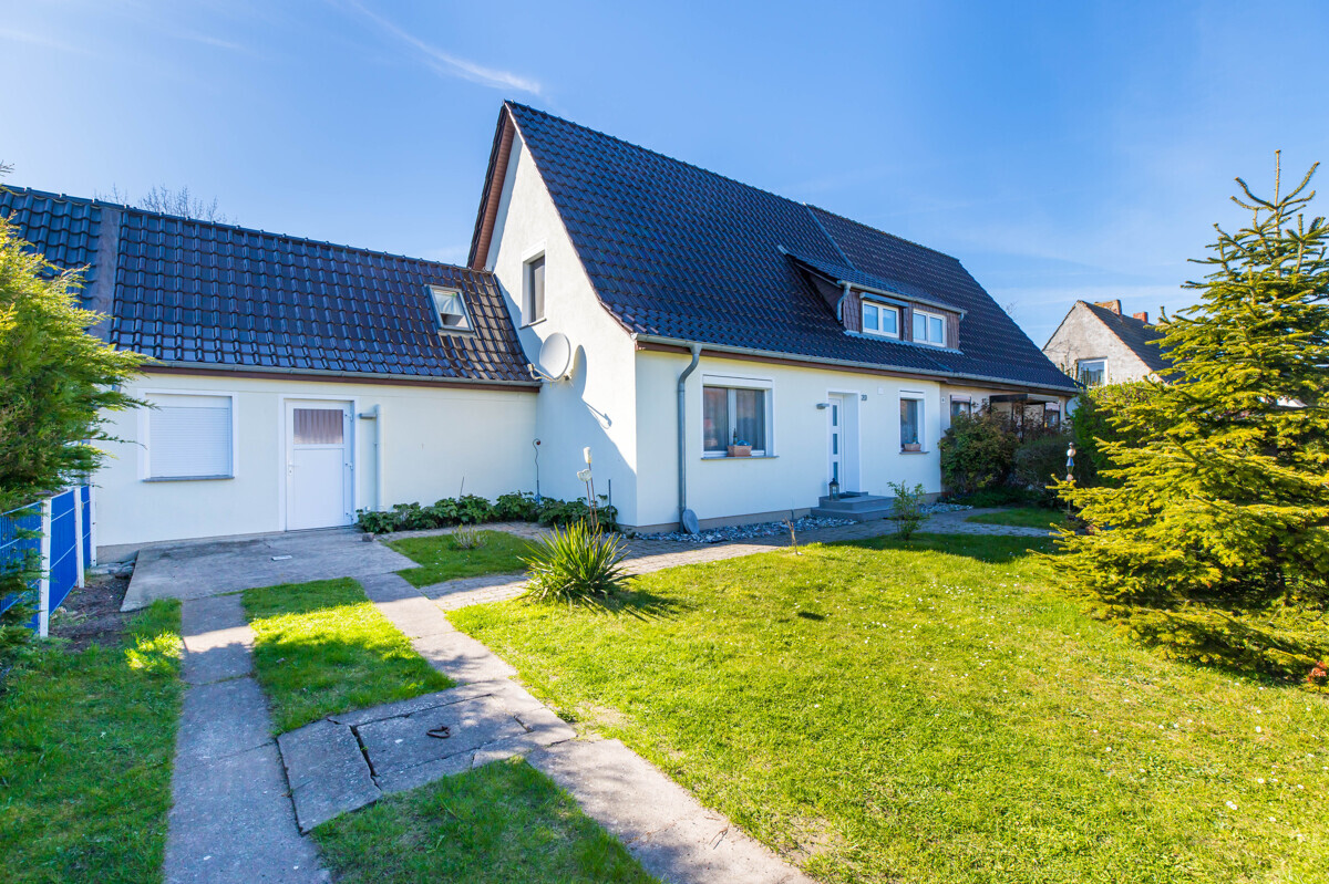 Hausansicht - Straßenseite