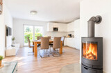 Essbereich mit Kamin