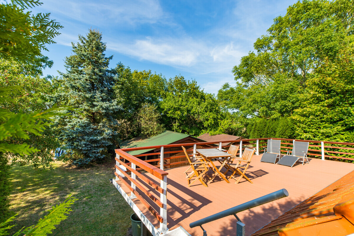 Nebengebäude -  Dachterrasse