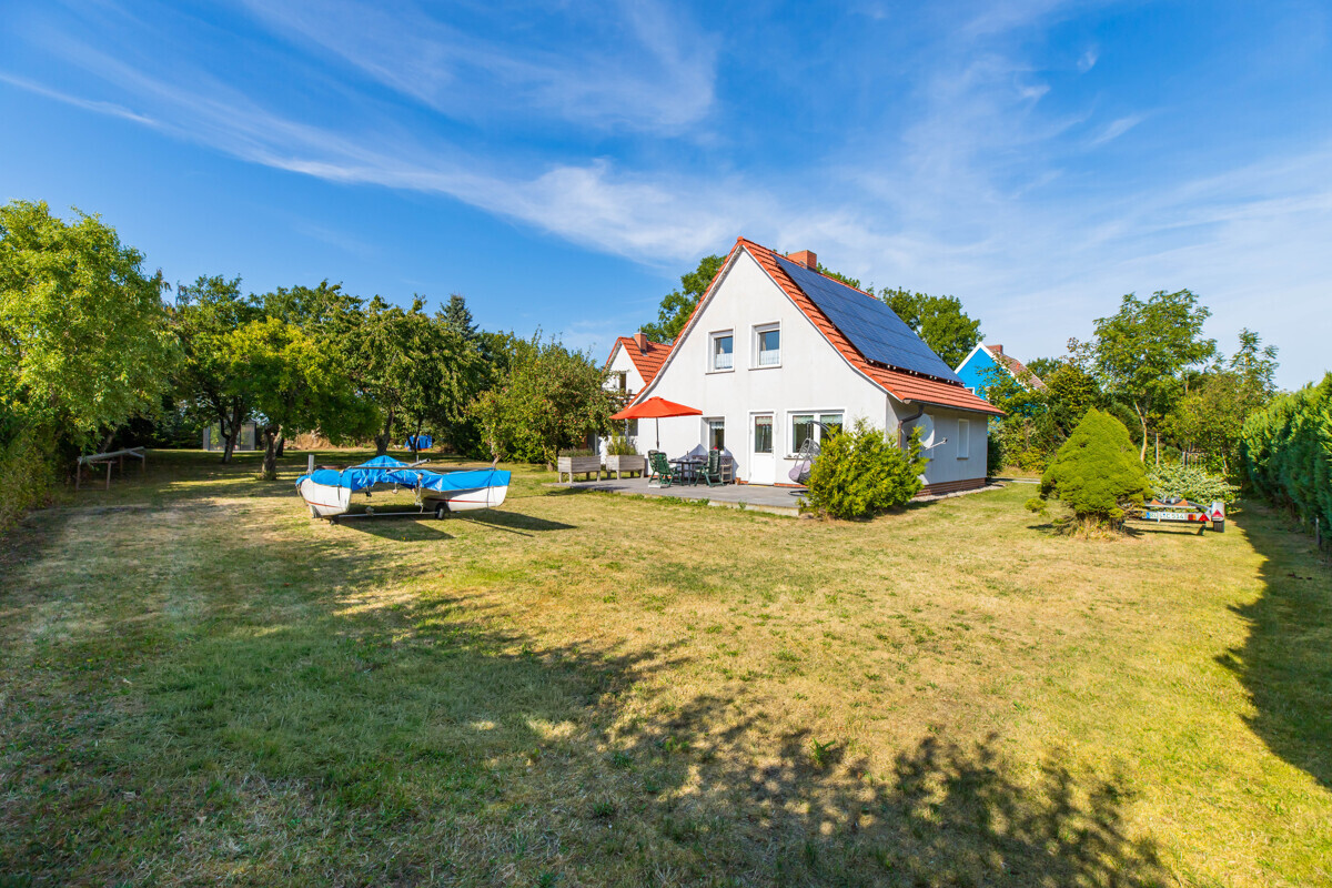Haus- und Grundstück