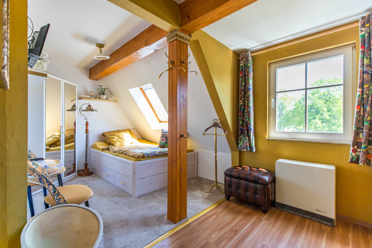Betreiberwohnung Kinderzimmer 2 DG