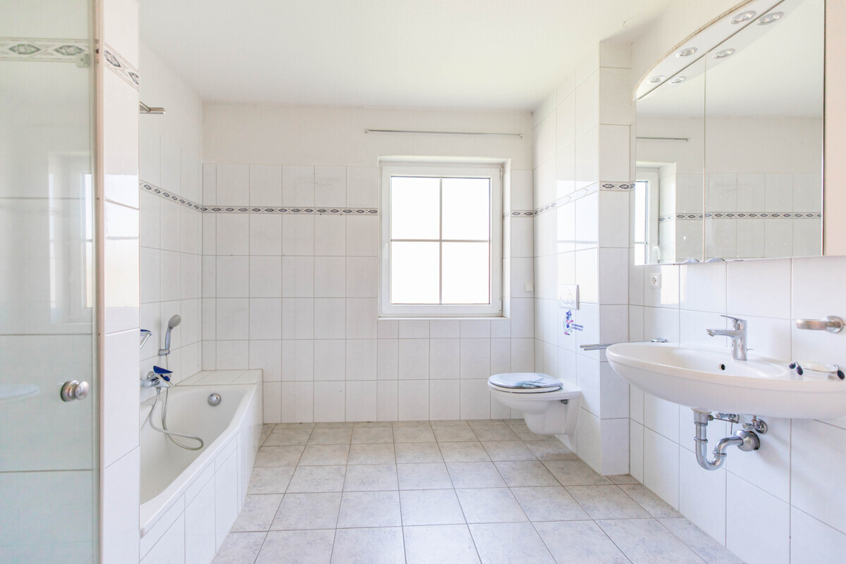 Badezimmer im OG