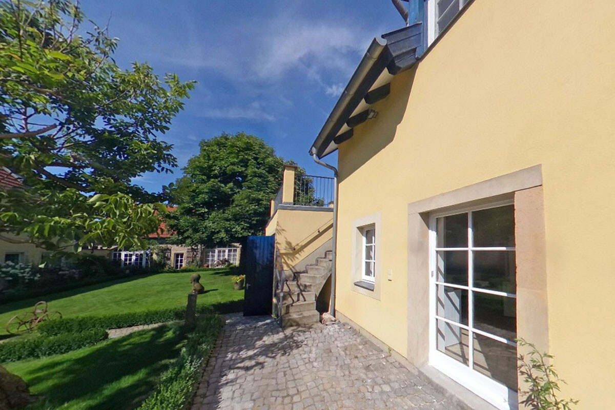 Einfamilienhaus "en miniature" am Dippelsdorfer Teich DIMAG mbH & Co. KG